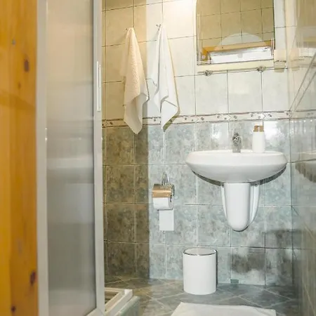Appartamento Panorama Chantall-izby,apartmány S Výhľadom Na Ravda