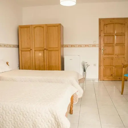 Panorama Chantall-izby,apartmány S Výhľadom Na * Ravda