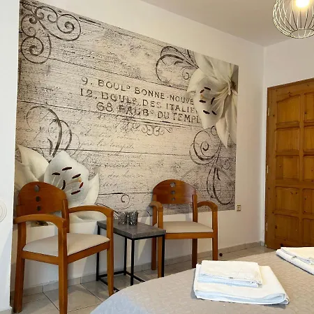 Panorama Chantall-izby,apartmány S Výhľadom Na * Ravda