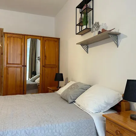 Panorama Chantall-izby,apartmany S Vyhladom Na Равда