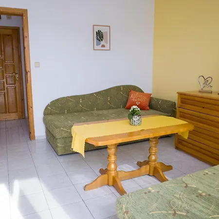 Panorama Chantall-izby,apartmany S Vyhladom Na * Равда