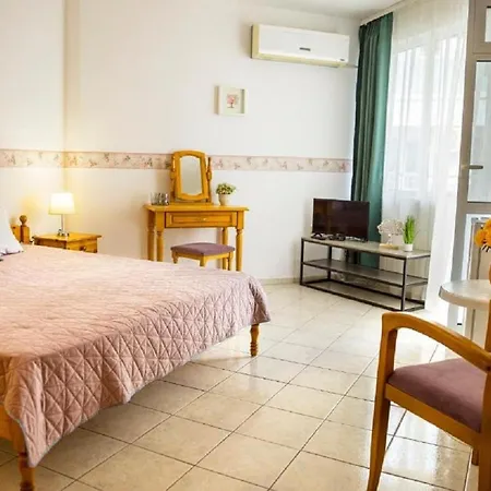 Апартаменты Panorama Chantall-izby,apartmany S Vyhladom Na Равда