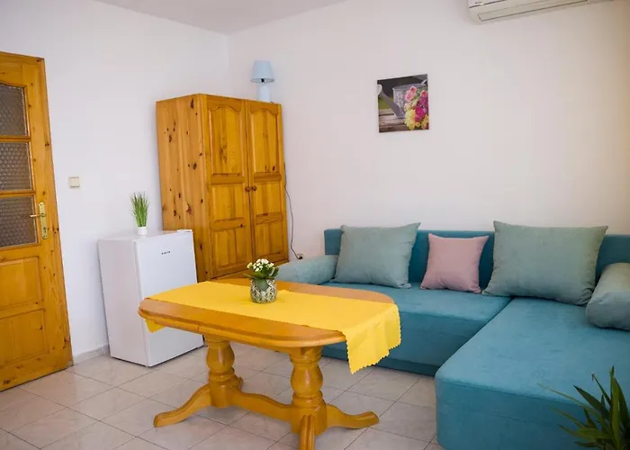 Апартамент Panorama Chantall-izby,apartmany S Vyhladom Na Равда