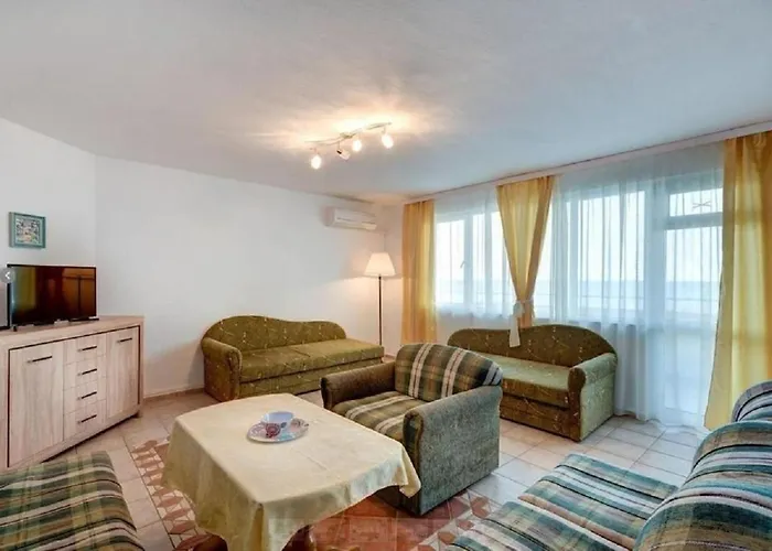 Panorama Chantall-izby,apartmany S Vyhladom Na Апартамент Равда